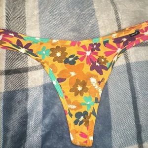 5 pcs NEW Bundle of Victoria’s Secret underwear